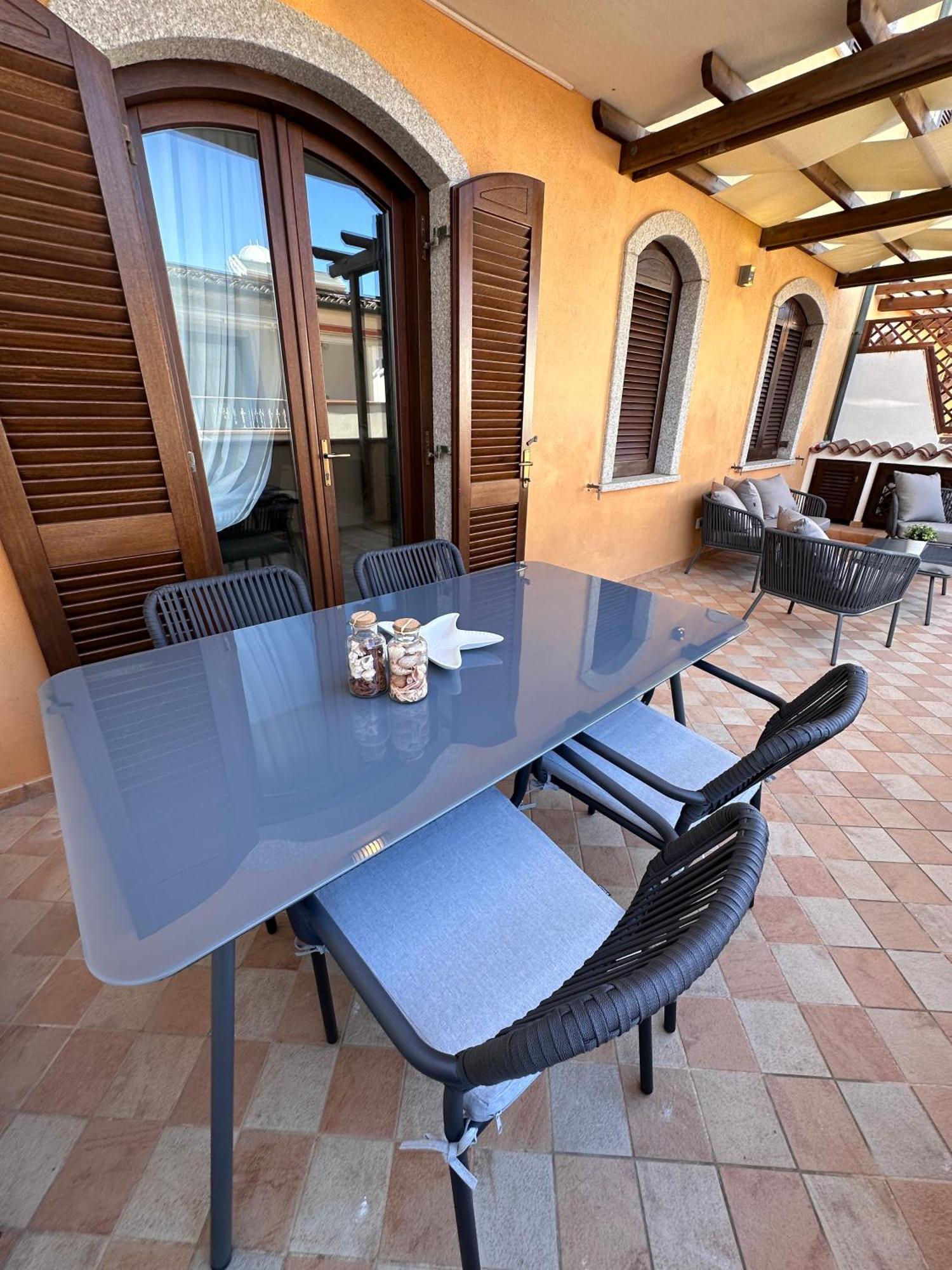 Apartament Renabianca House Santa Teresa Gallura Zewnętrze zdjęcie
