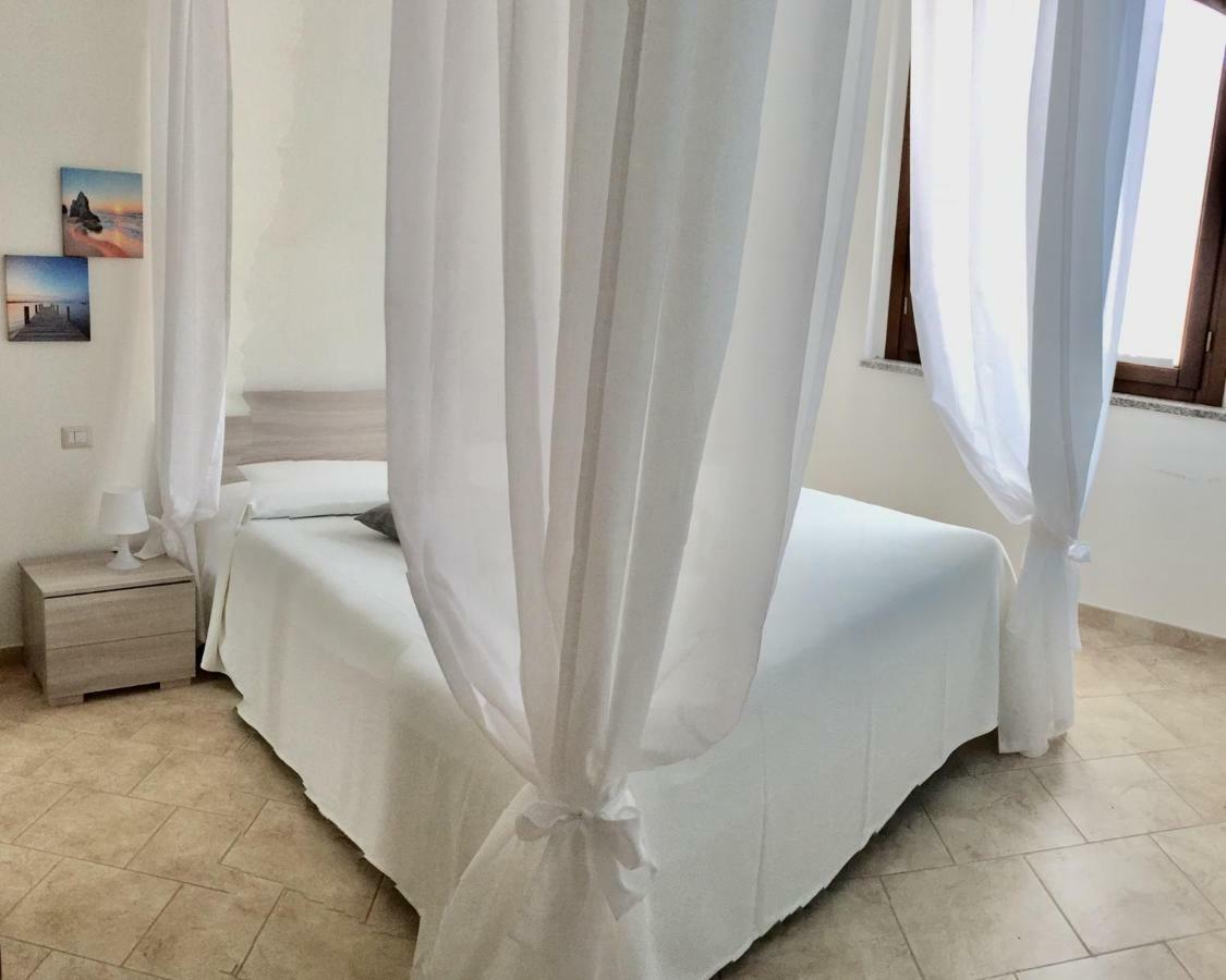 Apartament Renabianca House Santa Teresa Gallura Zewnętrze zdjęcie